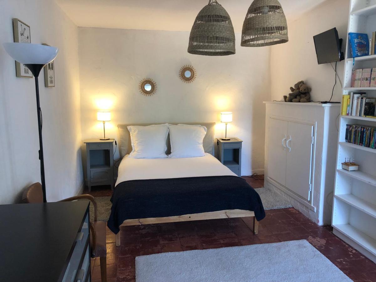 Suite En Chambre D'Hotes La Vigenna Les Ormes  Exterior photo
