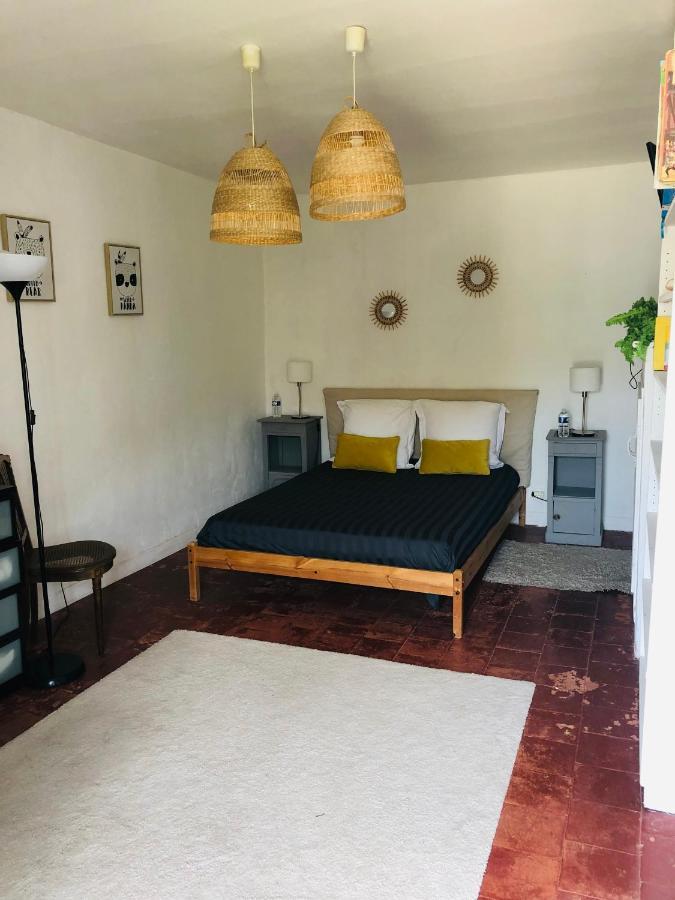 Suite En Chambre D'Hotes La Vigenna Les Ormes  Exterior photo