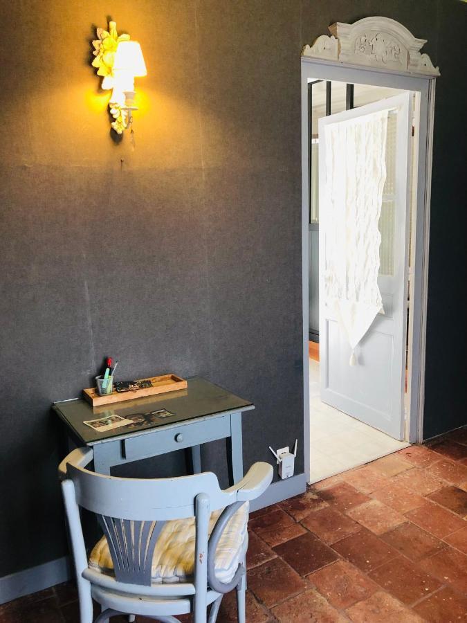 Suite En Chambre D'Hotes La Vigenna Les Ormes  Exterior photo