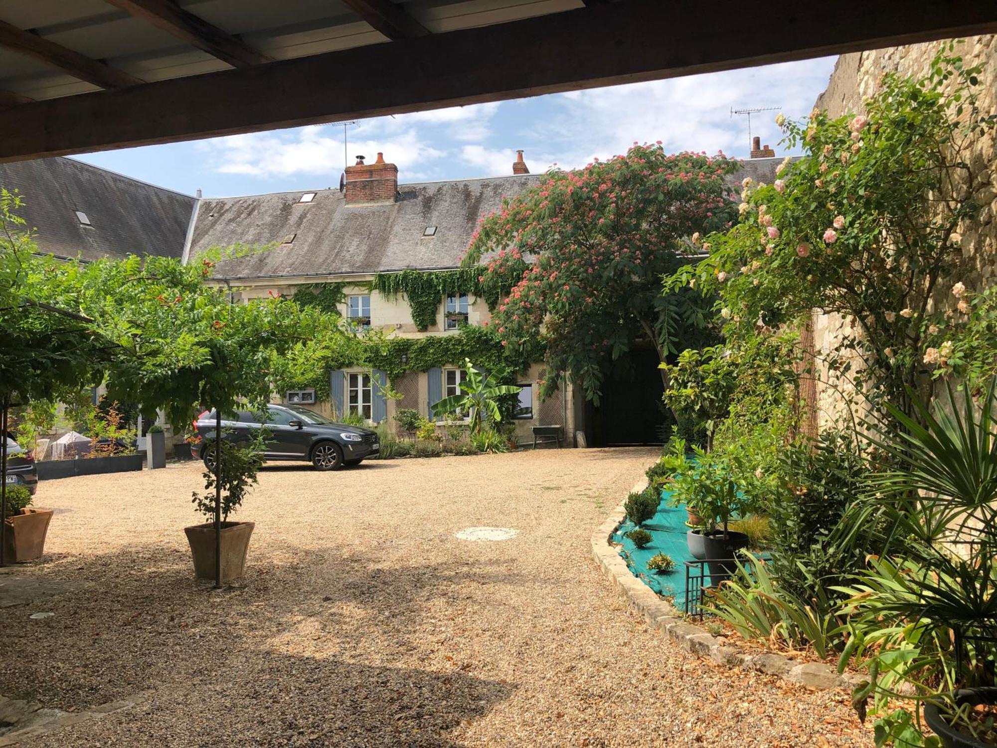 Suite En Chambre D'Hotes La Vigenna Les Ormes  Exterior photo